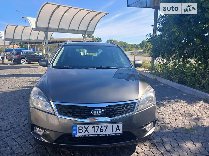 Kia Cee'd (2009)