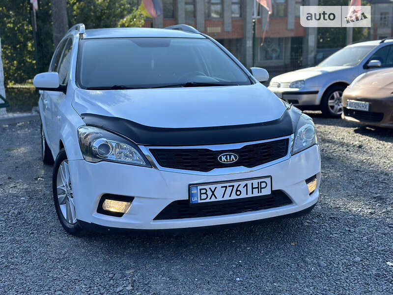 Kia Ceed (2010)