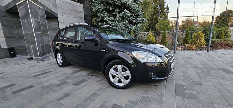 Kia Ceed (2008)