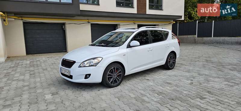 Kia Ceed (2008)