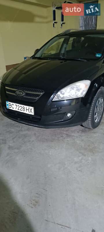 Kia Cee'd (2008)