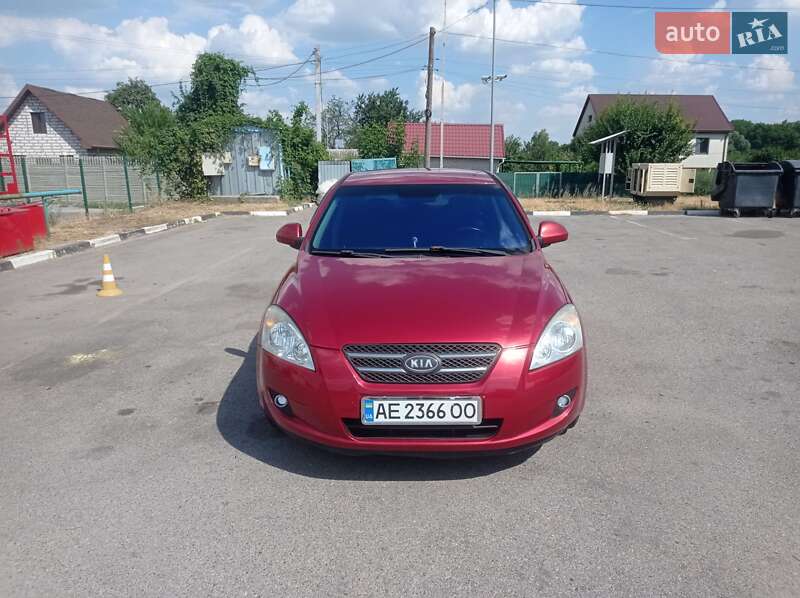 Kia Ceed (2008)