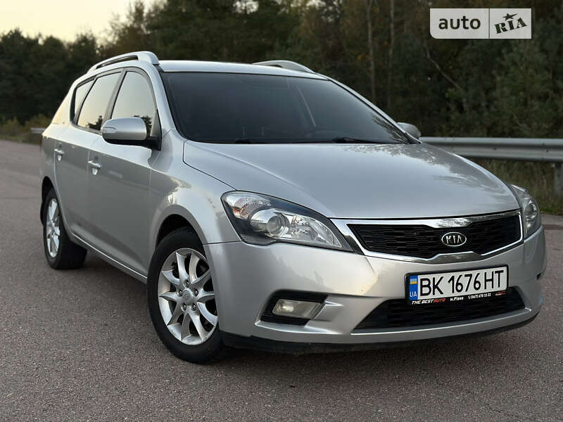 Kia Ceed (2010)