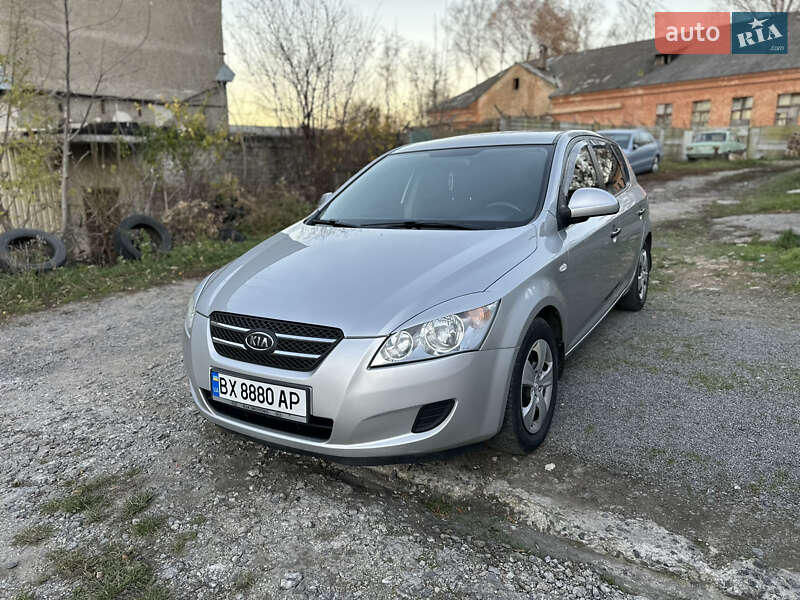 Kia Cee'd (2008)