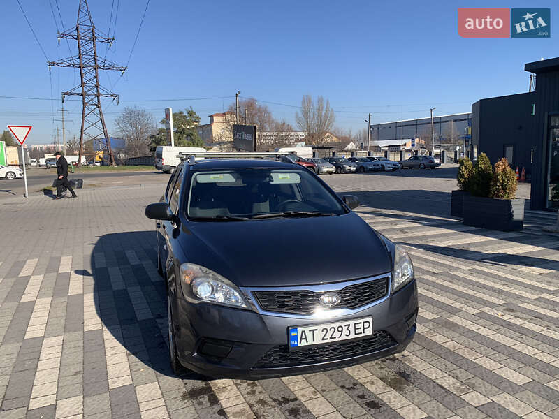 Kia Ceed (2009)
