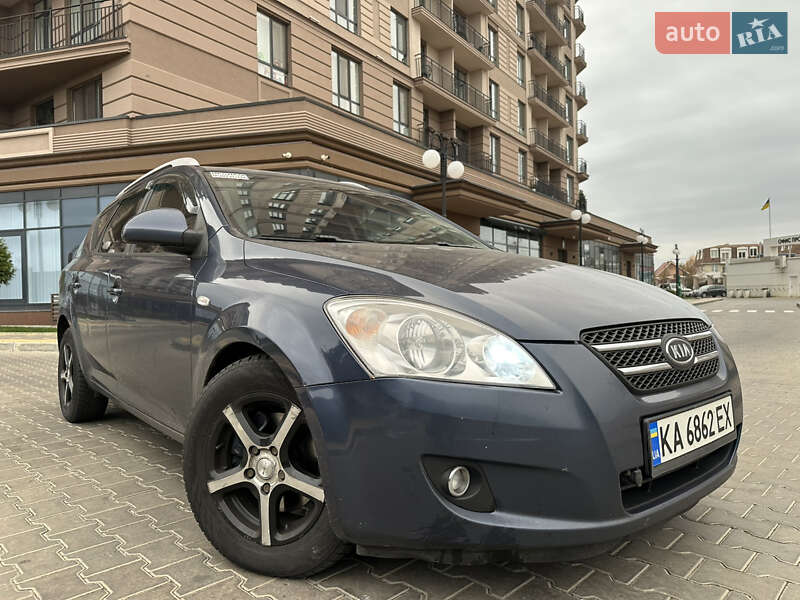 Kia Ceed (2008)