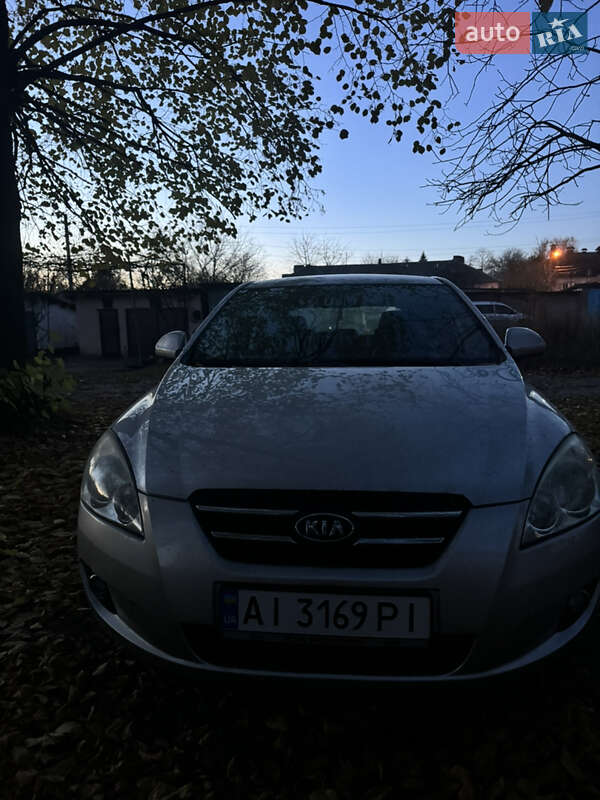 Kia Ceed (2007)
