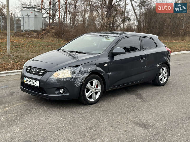 Kia Ceed (2008)