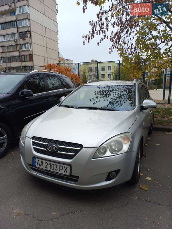 Kia Ceed (2008)