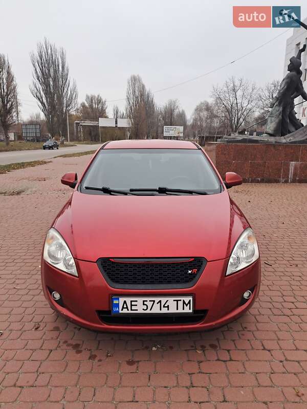 Kia Ceed (2008)