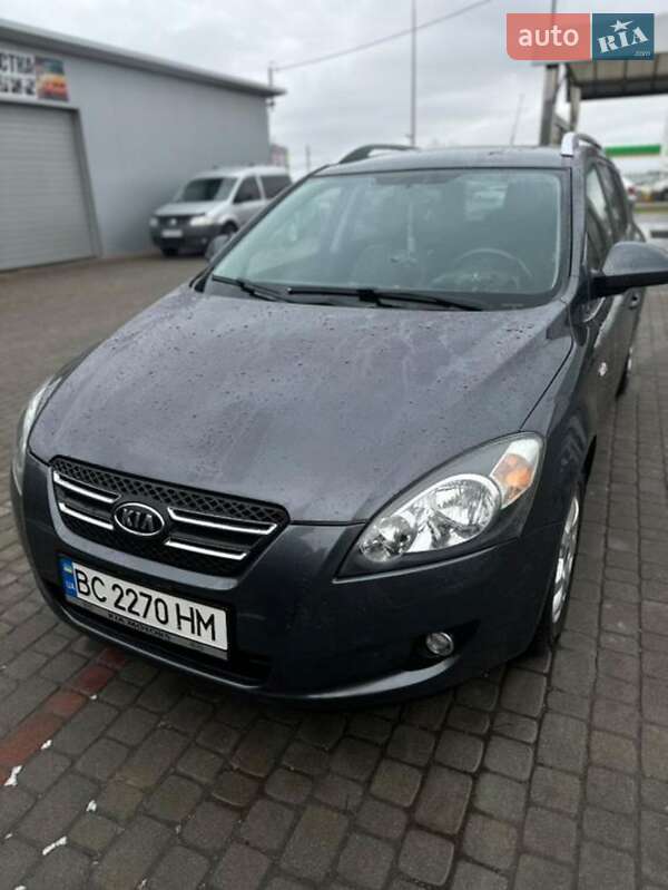Kia Ceed (2008)