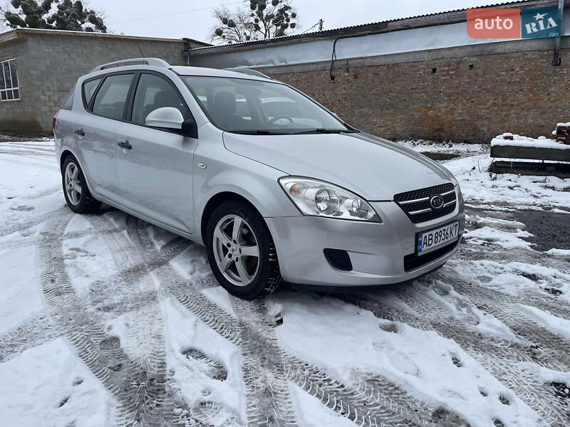 Kia Ceed (2008)