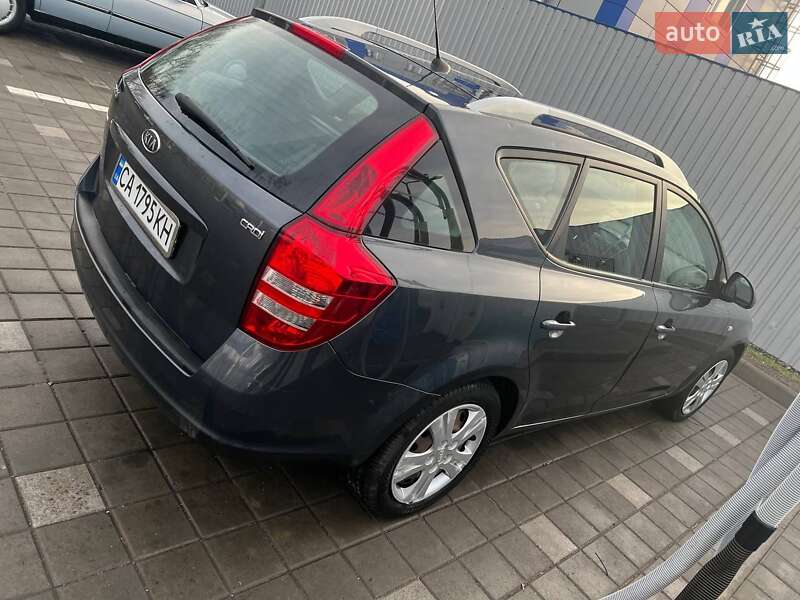 Kia Ceed (2009)