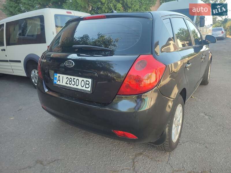 Kia Cee'd (2008)