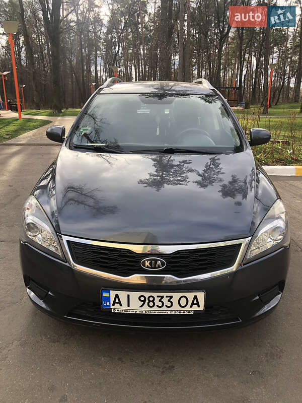 Kia Ceed (2010)