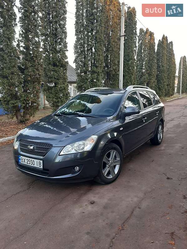 Kia Cee'd (2007)