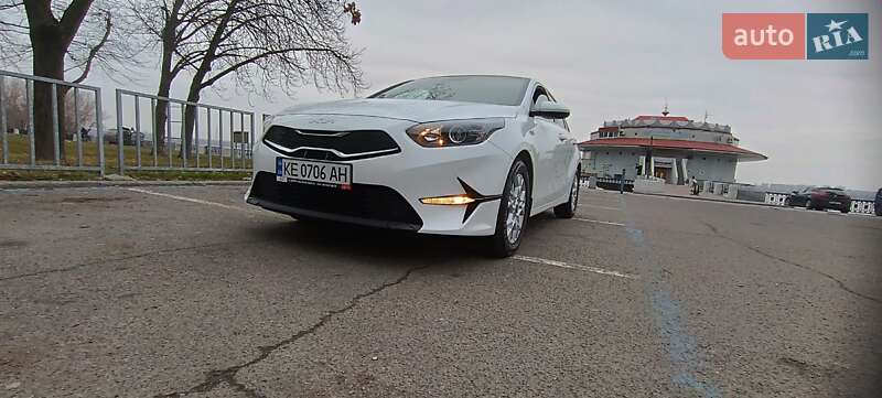 Kia Ceed (2023)