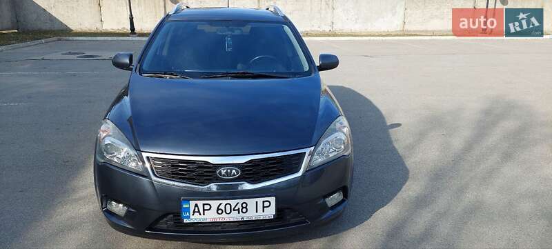 Kia Ceed (2009)