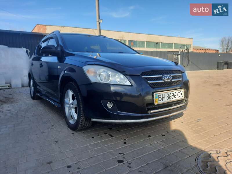 Kia Ceed (2008)
