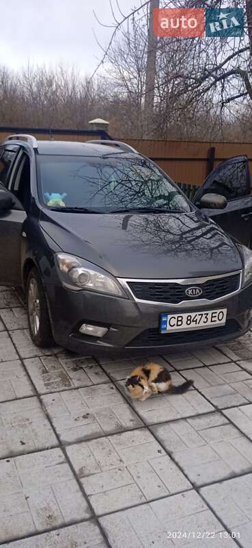 Kia Ceed (2011)