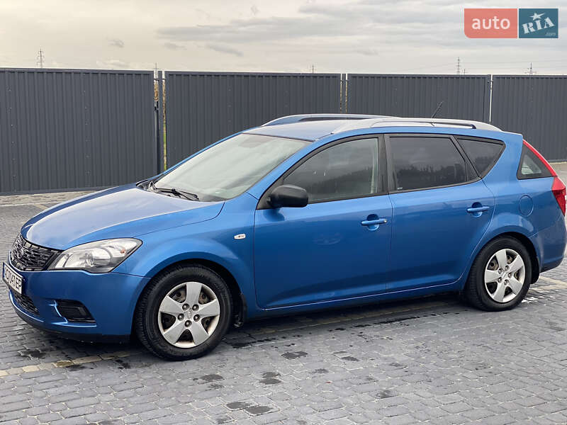 Kia Ceed (2010)