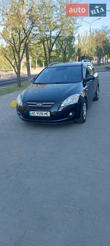 Kia Ceed (2009)