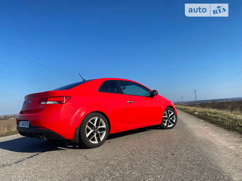 Kia Cerato koup (2011)