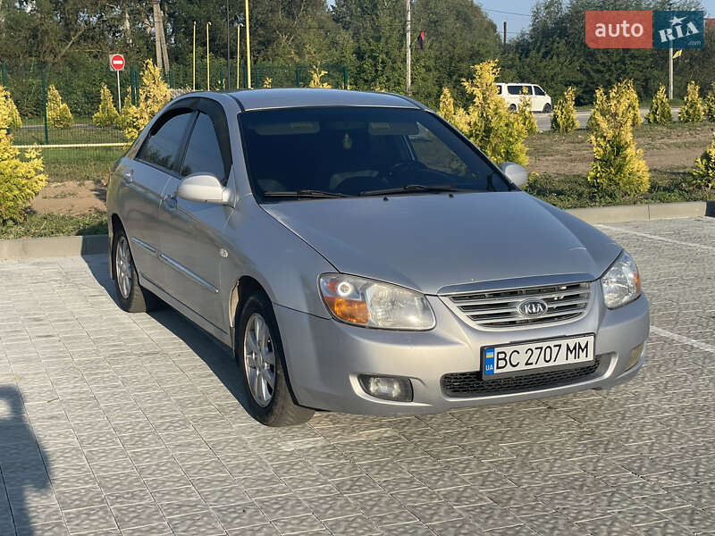 Kia Cerato (2006)