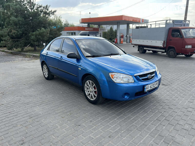 Kia Cerato (2006)