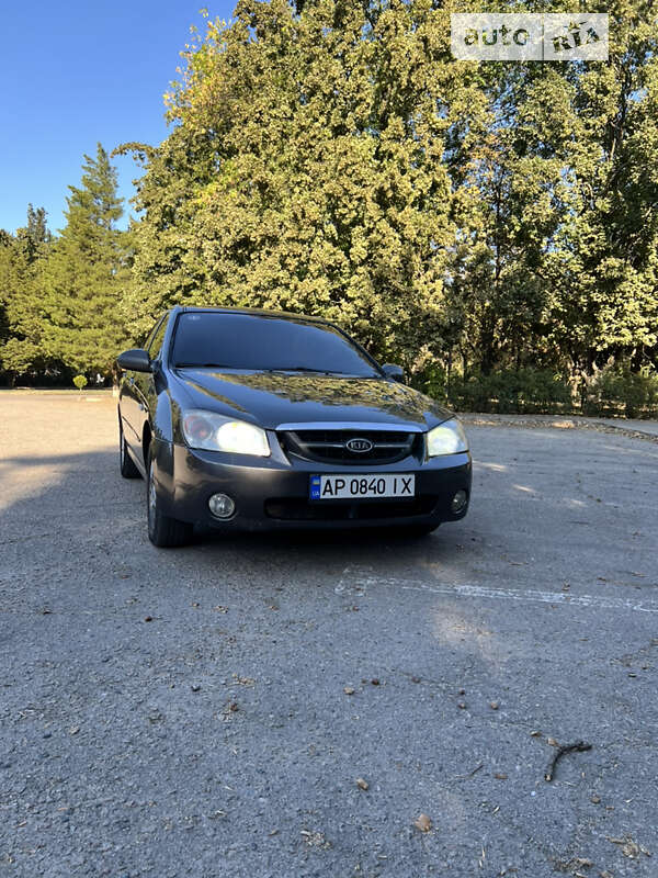Kia Cerato (2006)