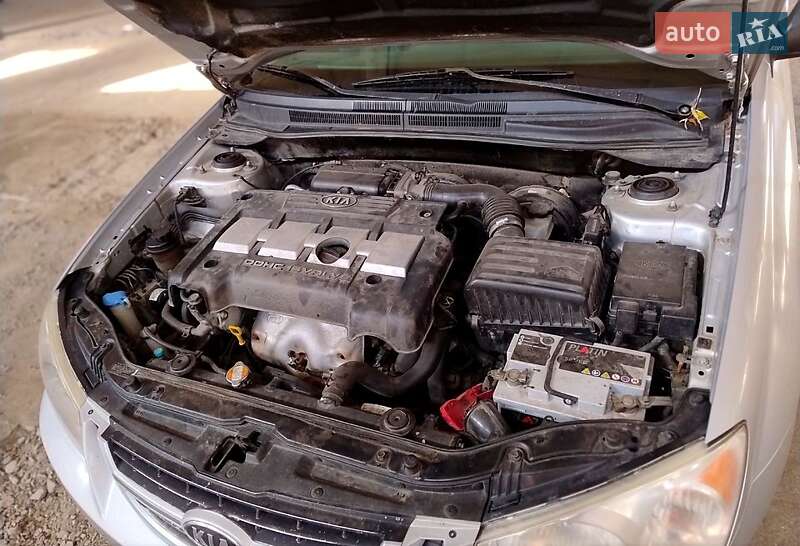 Kia Cerato (2005)