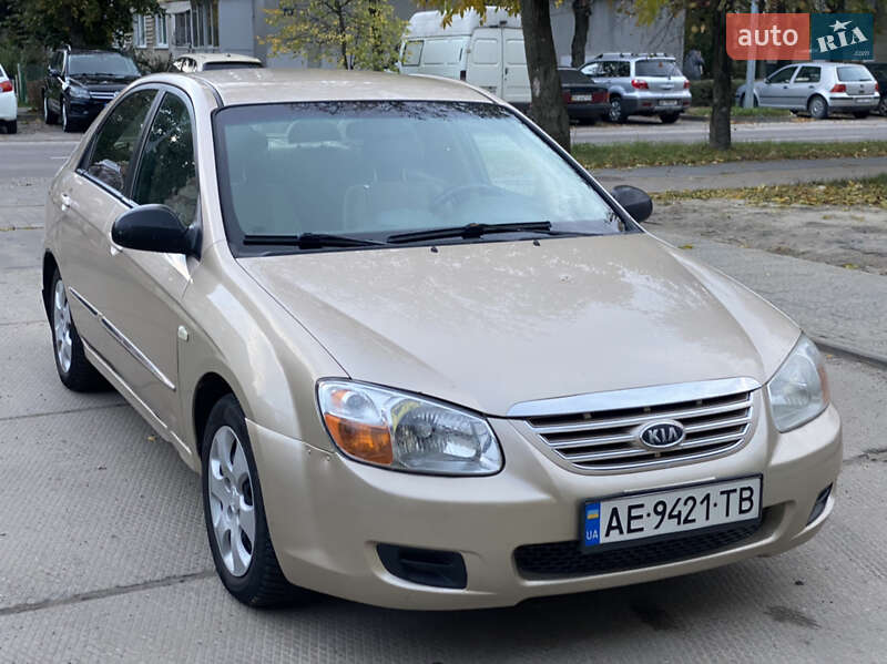 Kia Cerato (2007)