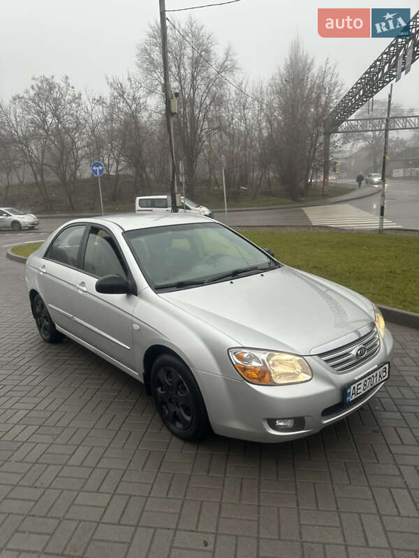 Kia Cerato (2007)