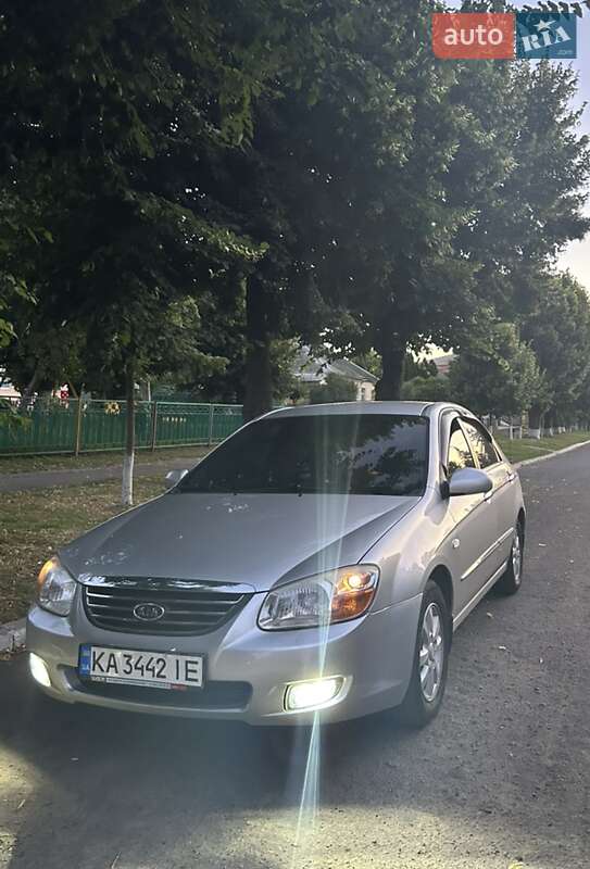 Kia Cerato (2008)