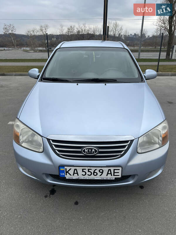 Kia Cerato (2007)