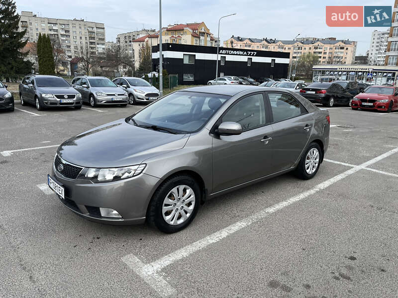 Kia Cerato (2011)