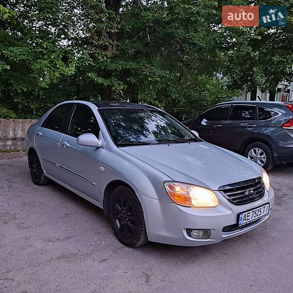 Kia Cerato (2007)