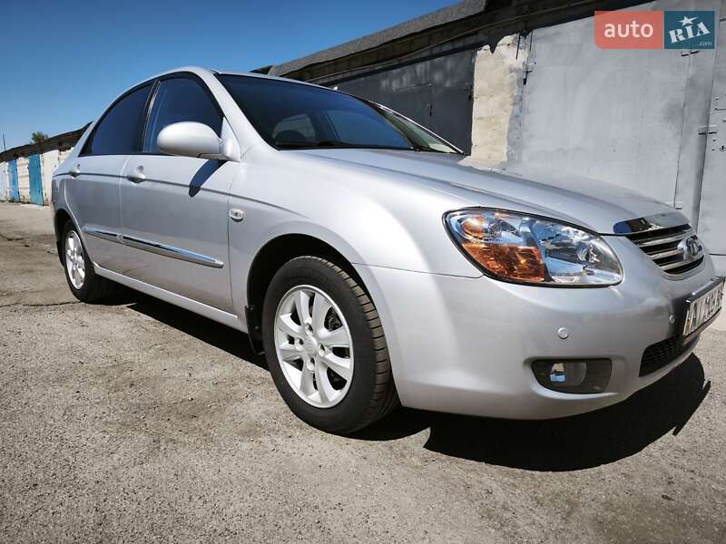 Kia Cerato (2007)