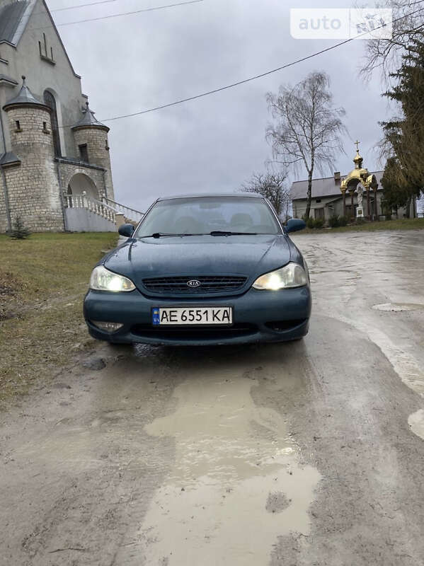Kia Clarus (1998)