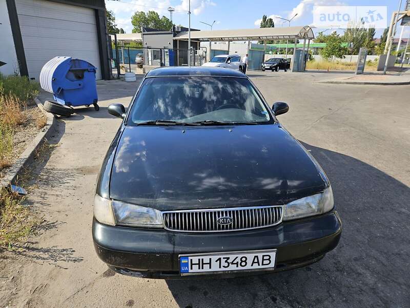 Kia Clarus (1996)