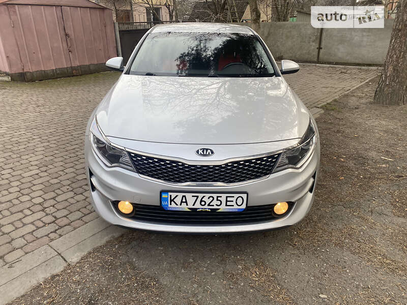 Kia K5 (2016)