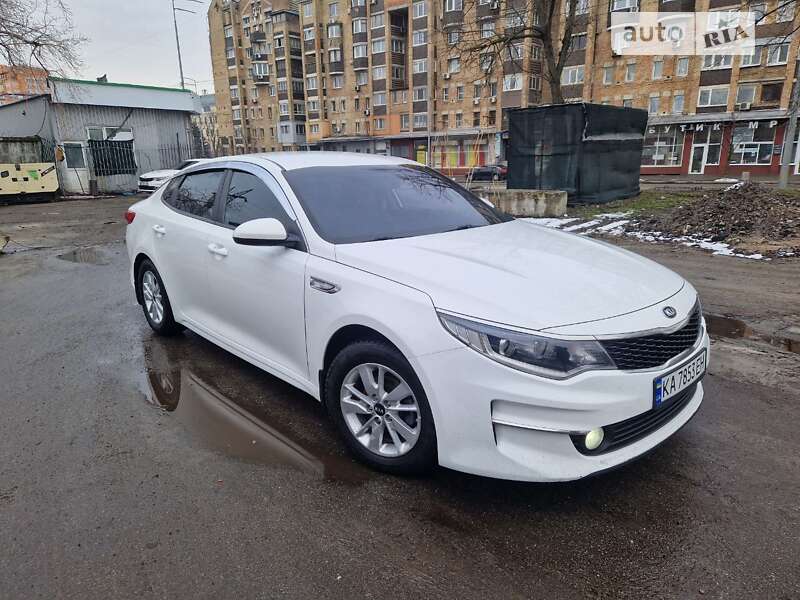 Kia K5 (2017)