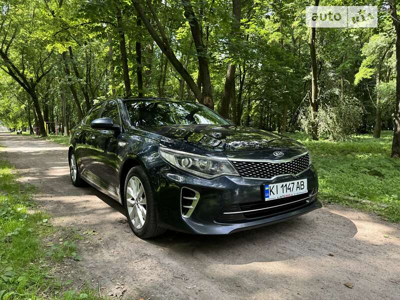 Kia K5 (2016)