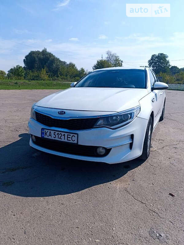Kia K5 (2016)
