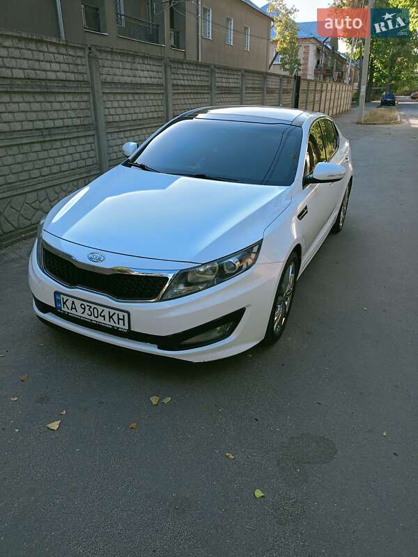 Kia K5 (2011)