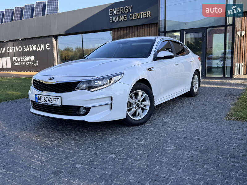 Kia K5 (2017)