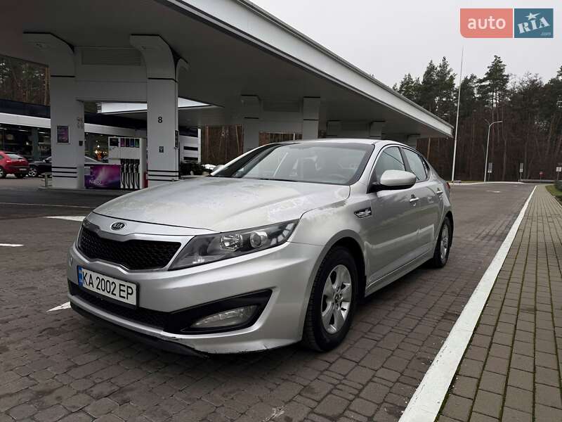 Kia K5 (2011)