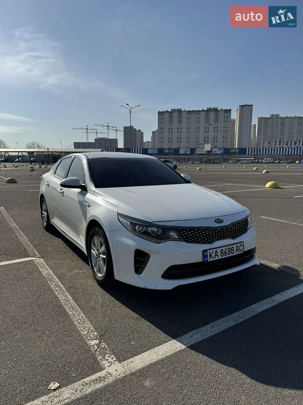 Kia K5 (2017)