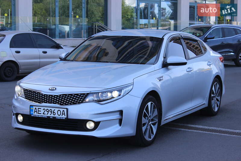 Kia K5 (2016)