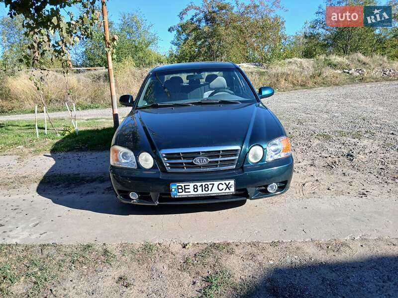 Kia Magentis (2004)